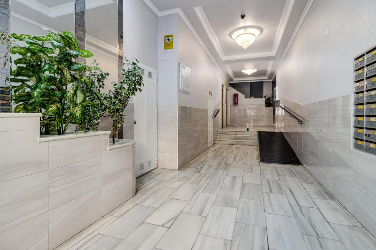 Apartment Caballero De Rodas Torrevieja Zewnętrze zdjęcie